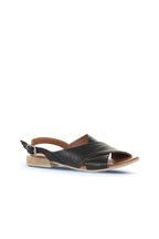 Bueno Women's Leather Flat Sandal