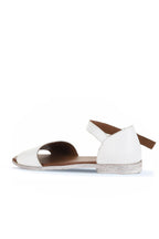 Bueno Women's Leather Flat Sandal