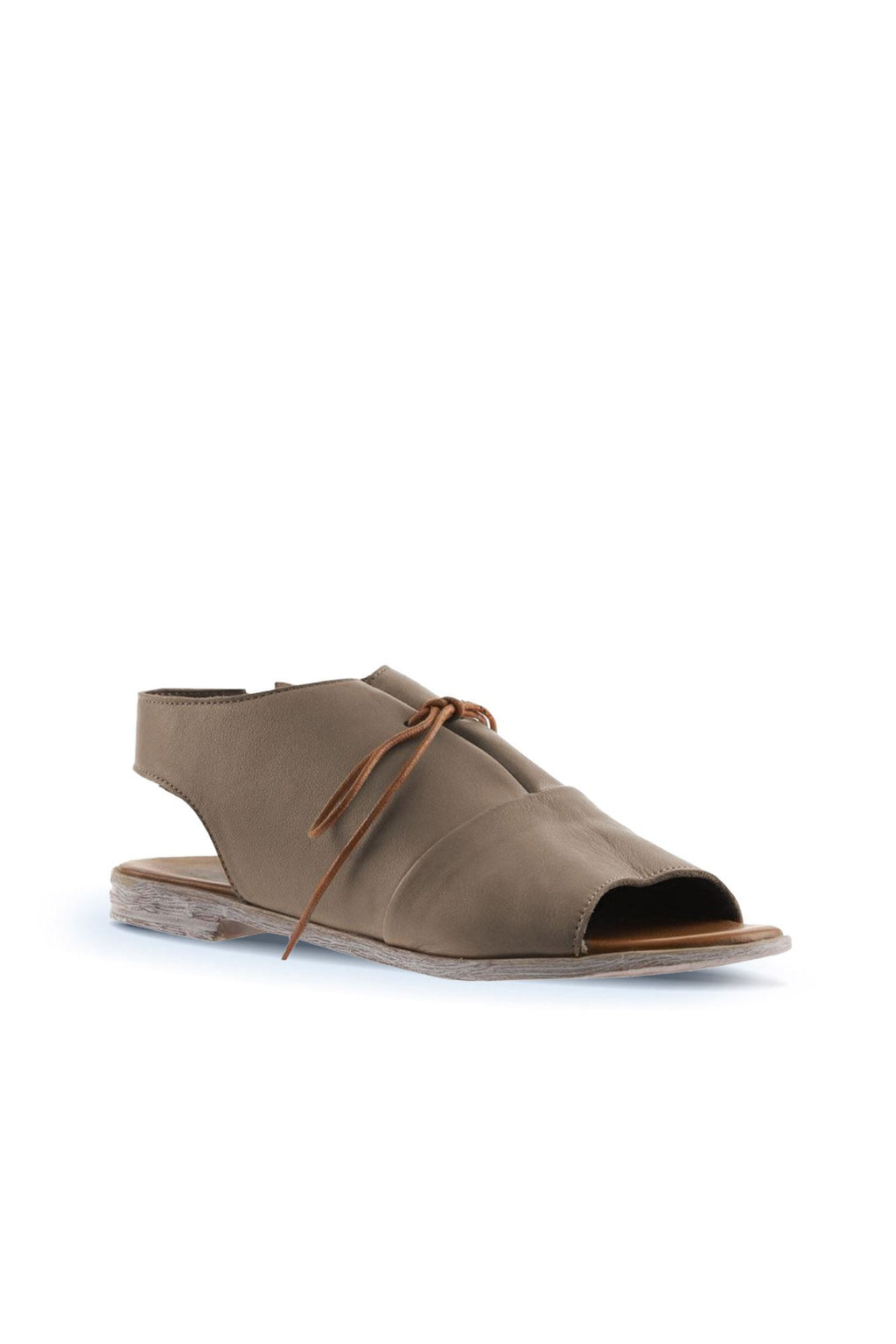 Bueno Women's Leather Flat Sandal