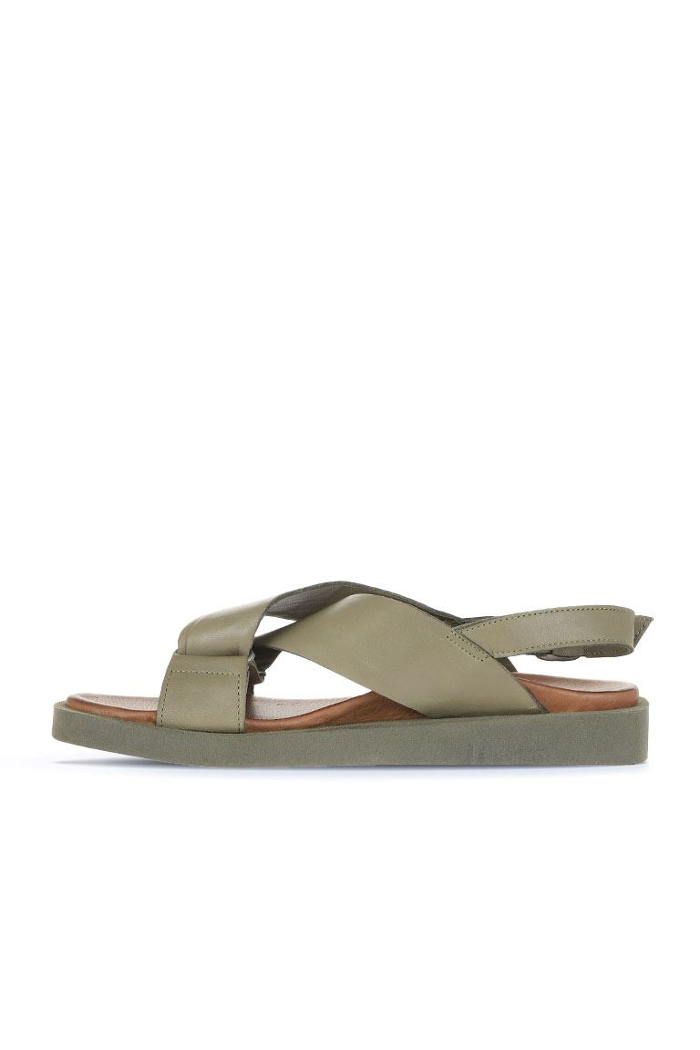 Bueno Women's Leather Flat Sandal