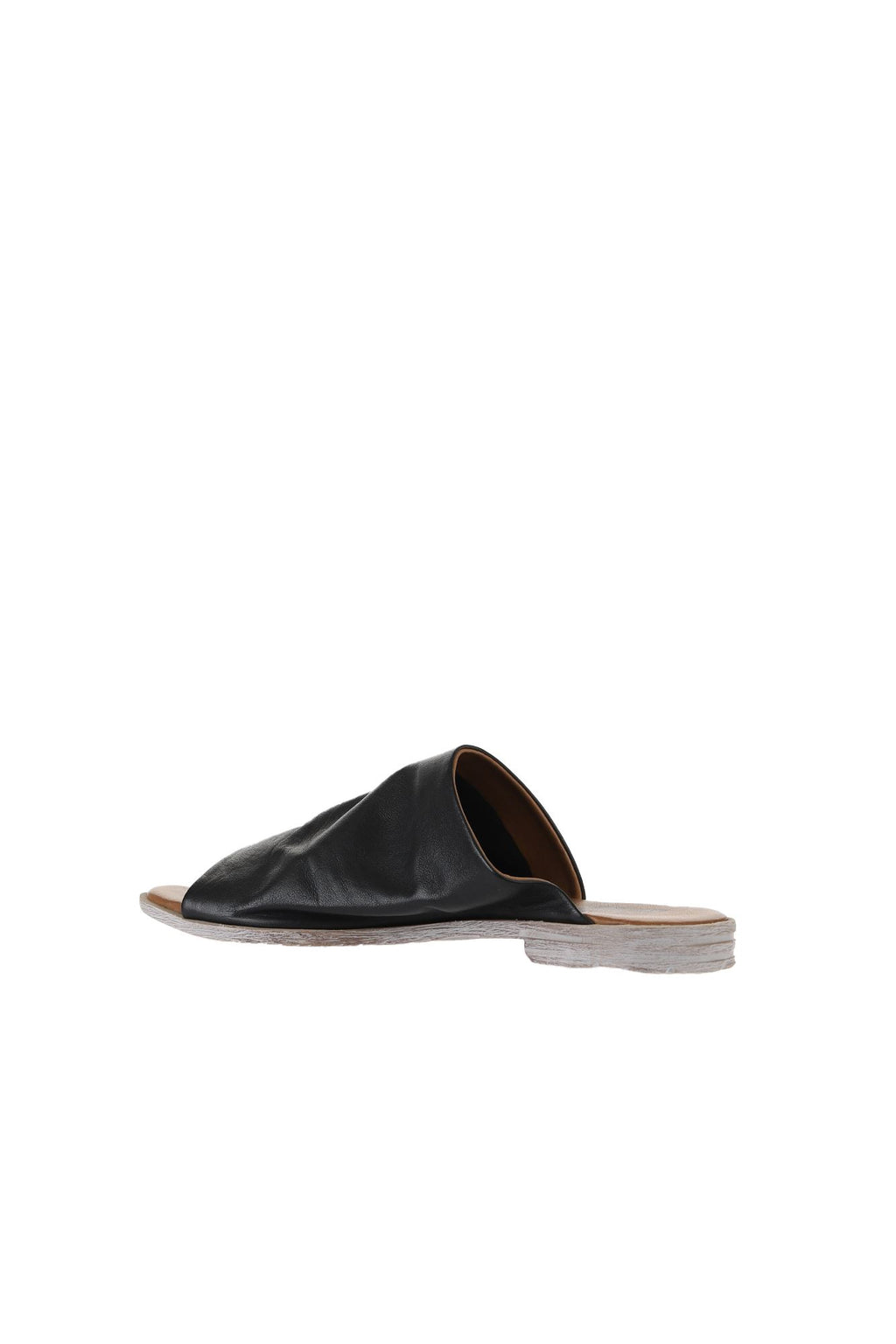 Bueno Women's Leather Flat Slipper