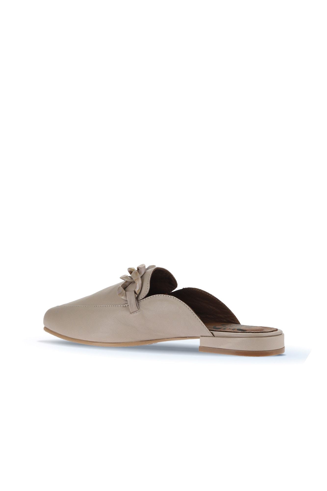 Bueno Women's Leather Flat Slipper