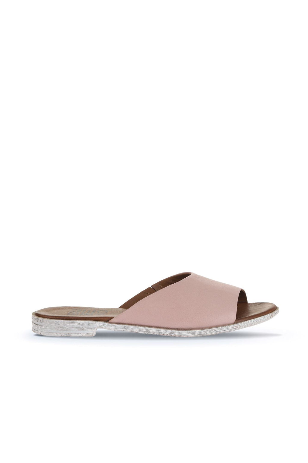 Bueno 's  in tan leather