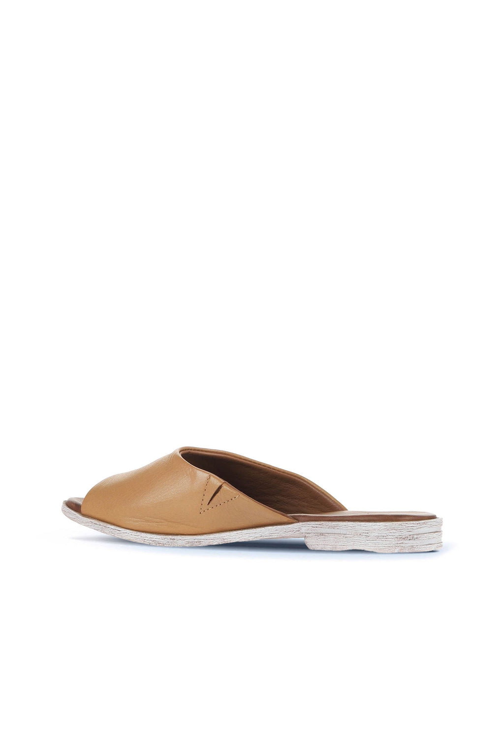 Bueno Women's Leather Flat Slipper