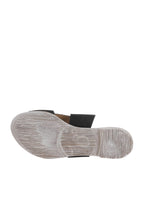 Bueno Women's Leather Flat Slipper