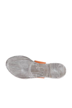 Bueno Women's Leather Flat Slipper