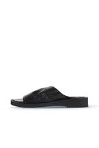 Bueno Women's Leather Flat Slipper