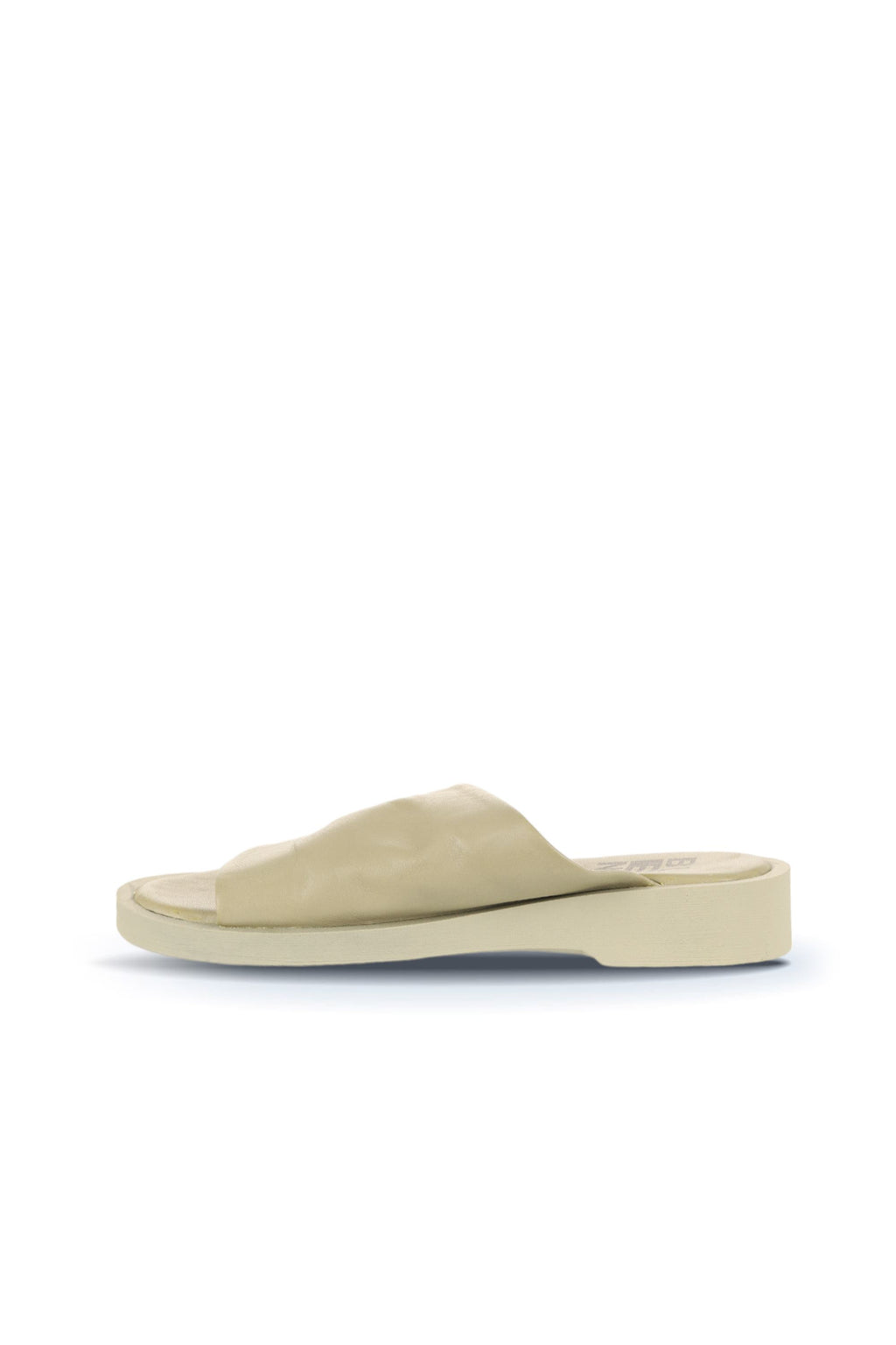 Bueno Women's Leather Flat Slipper