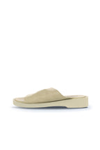 Bueno Women's Leather Flat Slipper