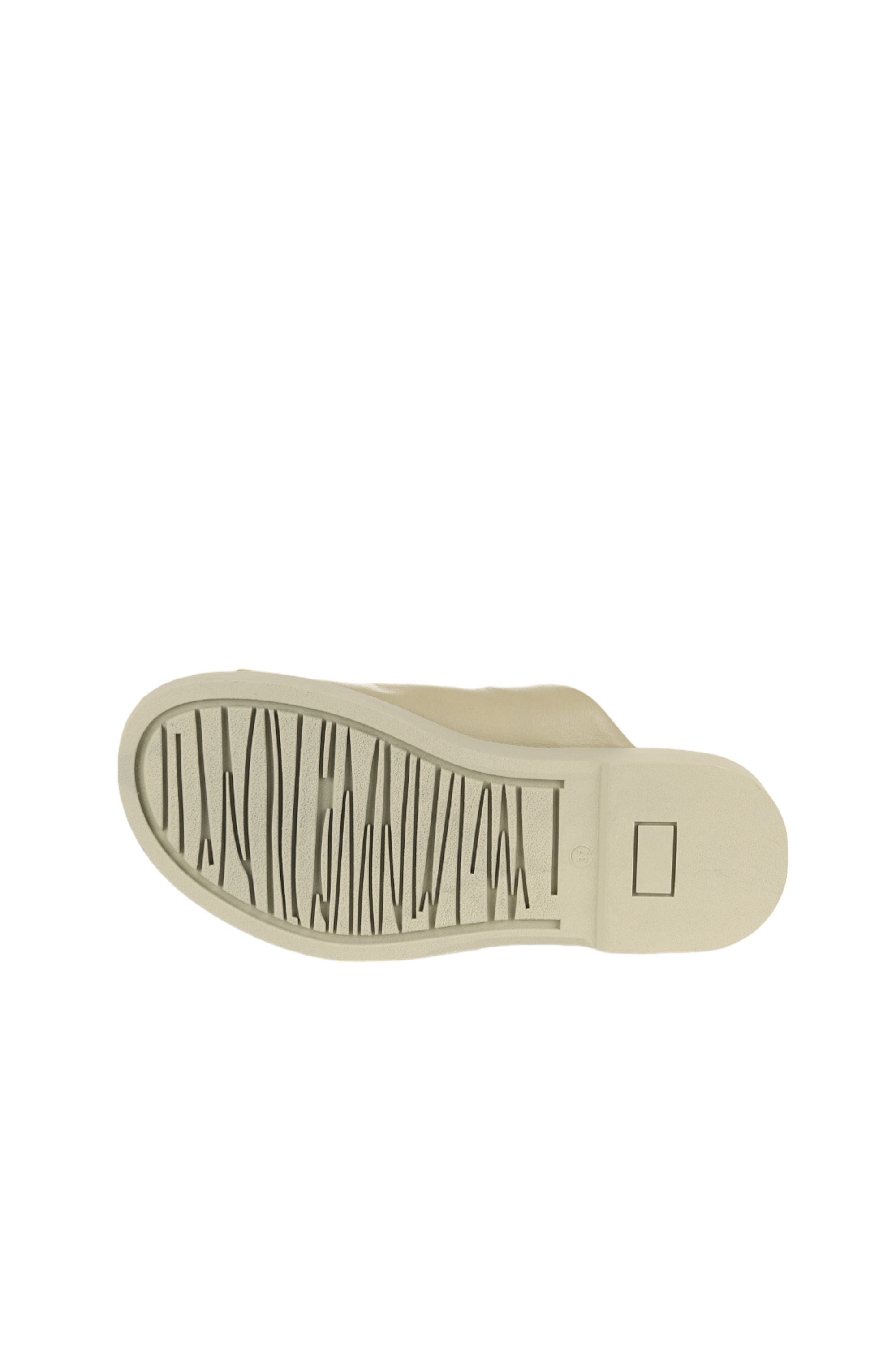 Bueno Women's Leather Flat Slipper