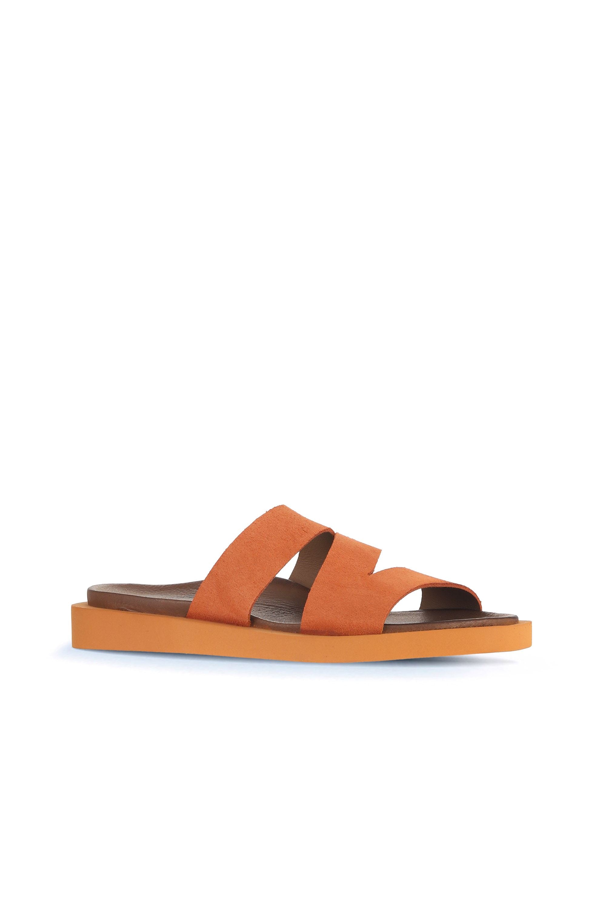 Bueno Women's Leather Flat Slipper