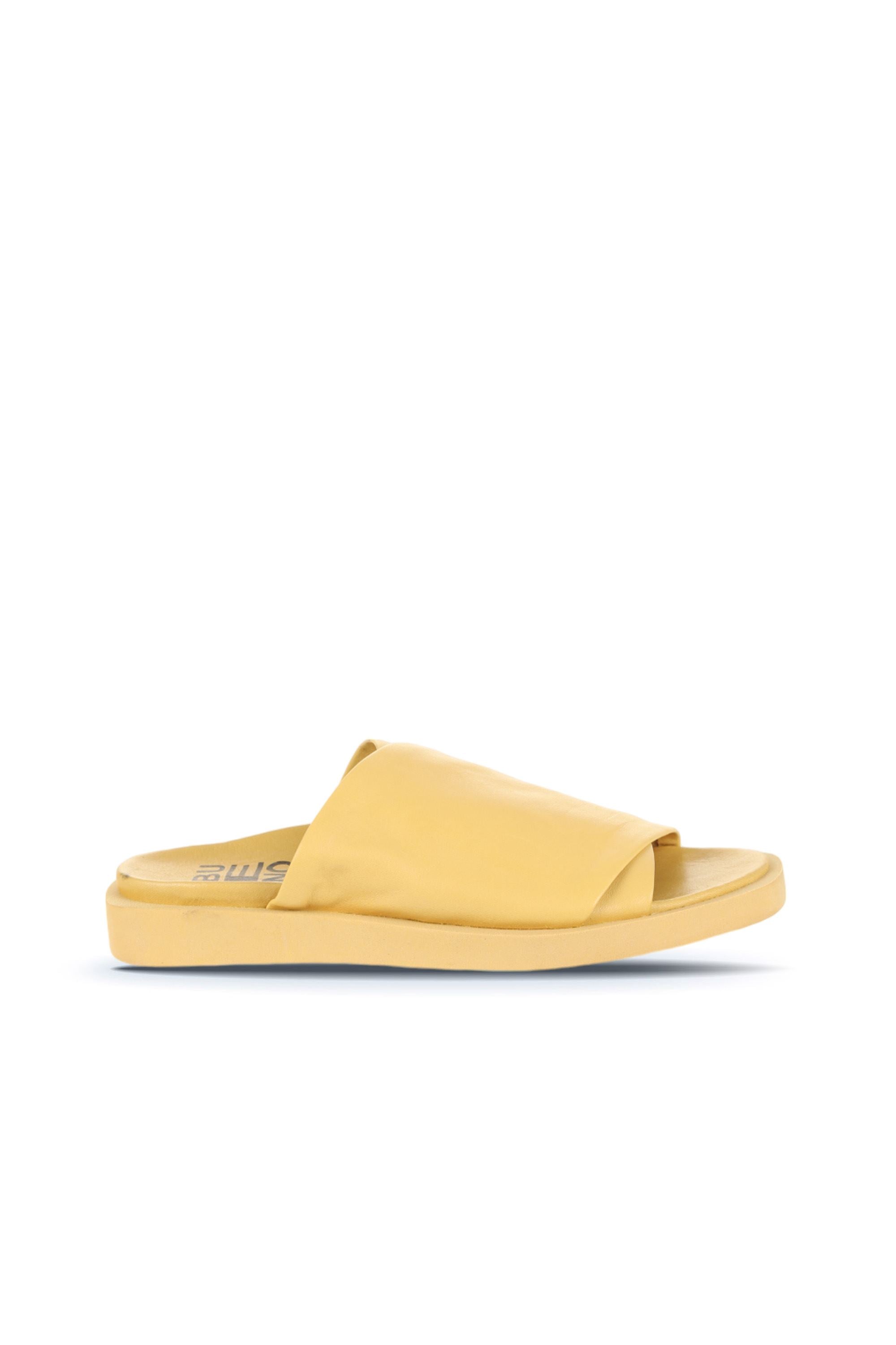 Bueno Women's Leather Flat Slipper