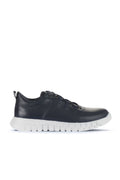 Bueno 's  in black leather