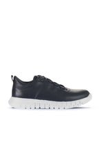 Bueno 's  in black leather