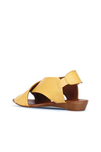 Bueno Women's Leather Flat Sandal