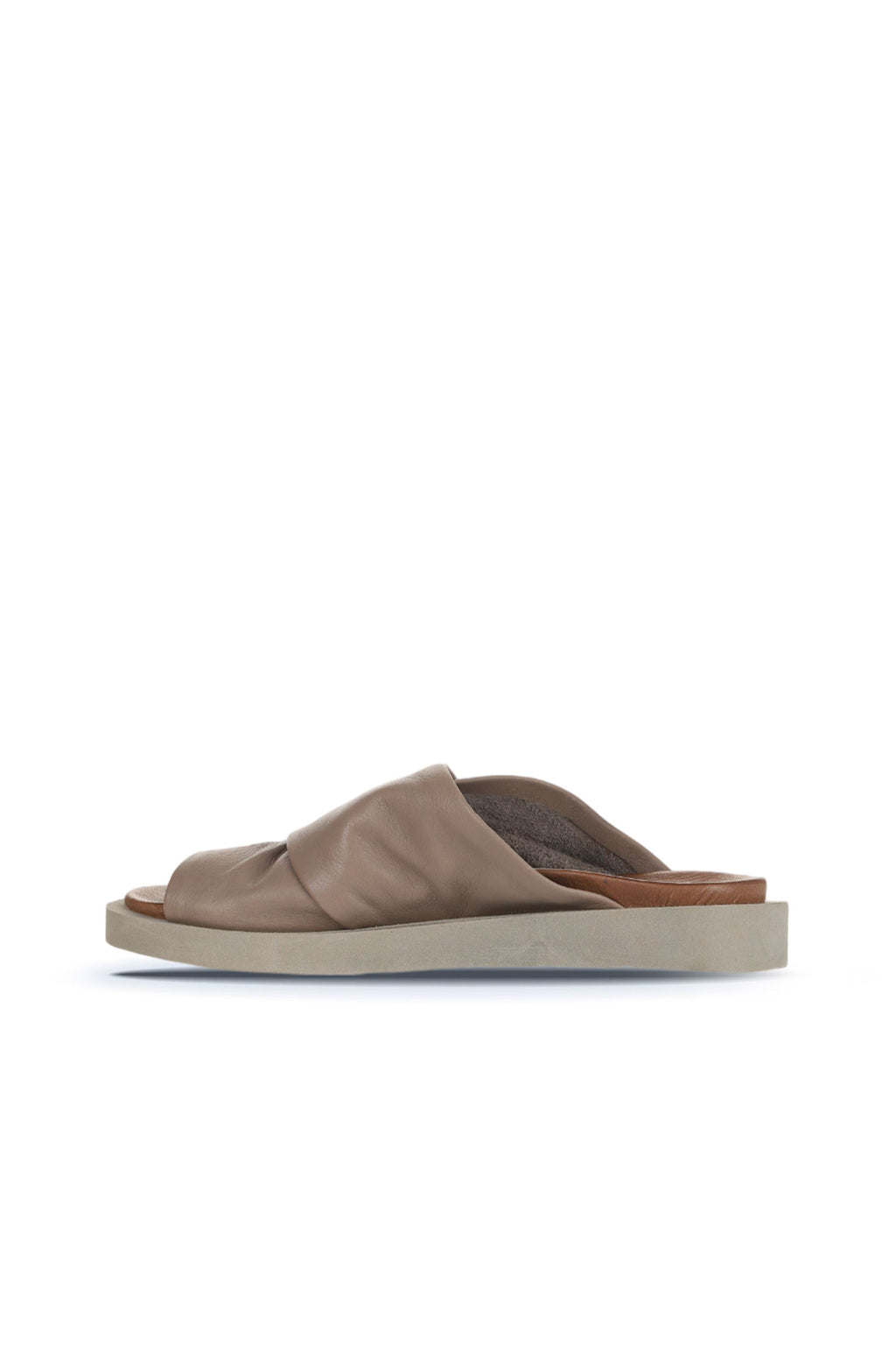 Bueno Women's Leather Flip-Flop Slipper