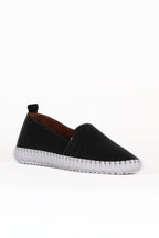 Bueno Women's Leather Ballerina