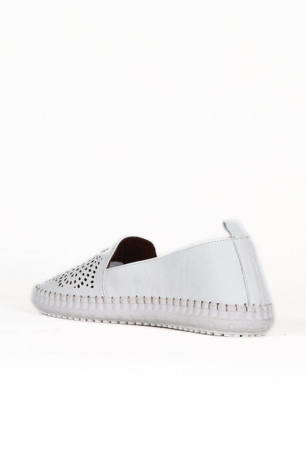 Bueno Women's Leather Ballerina