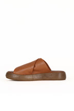 Bueno Women's Leather Flat Slipper