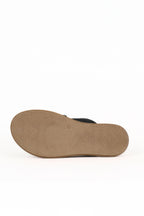 Bueno Women's Leather Flat Slipper