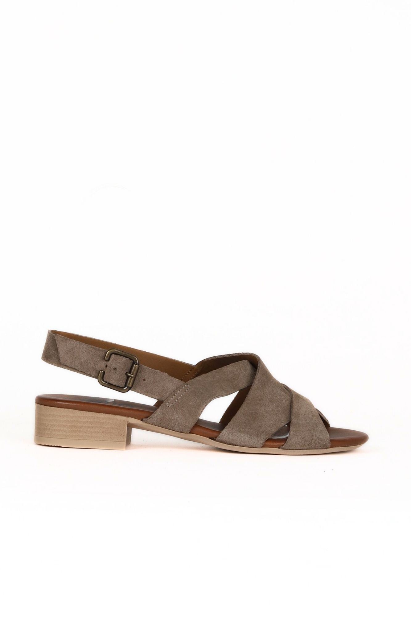Bueno Women's Leather Low-Heel Sandal
