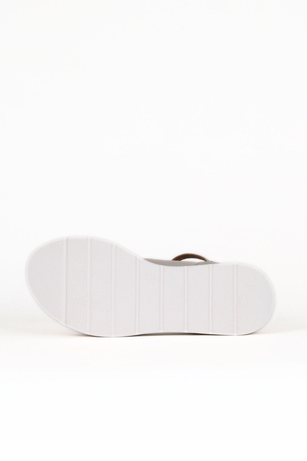 Bueno Women's Leather Flat Sandal