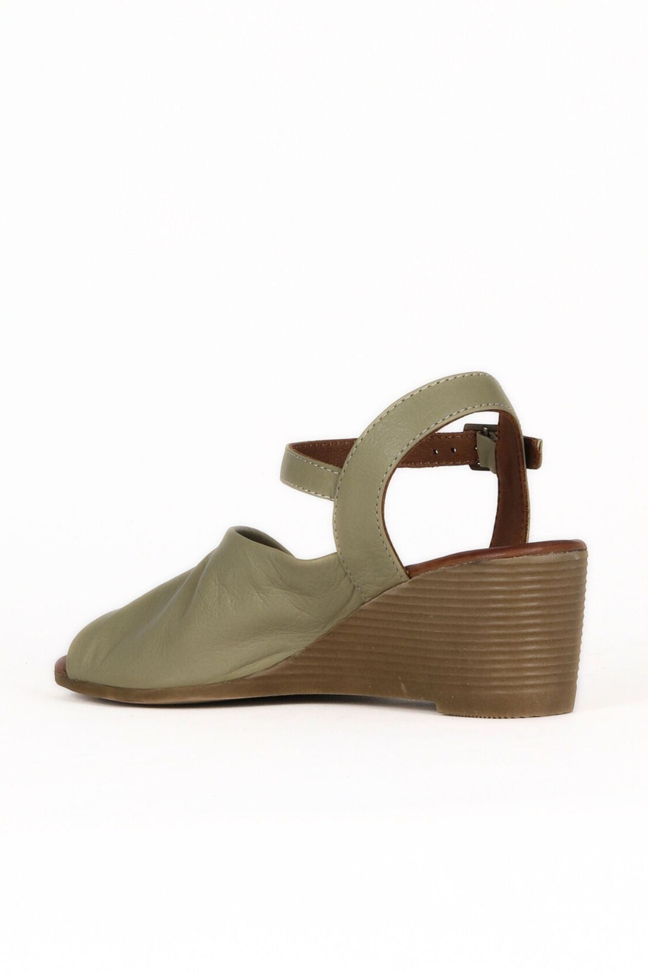 Bueno Women's Leather Wedge Sandal