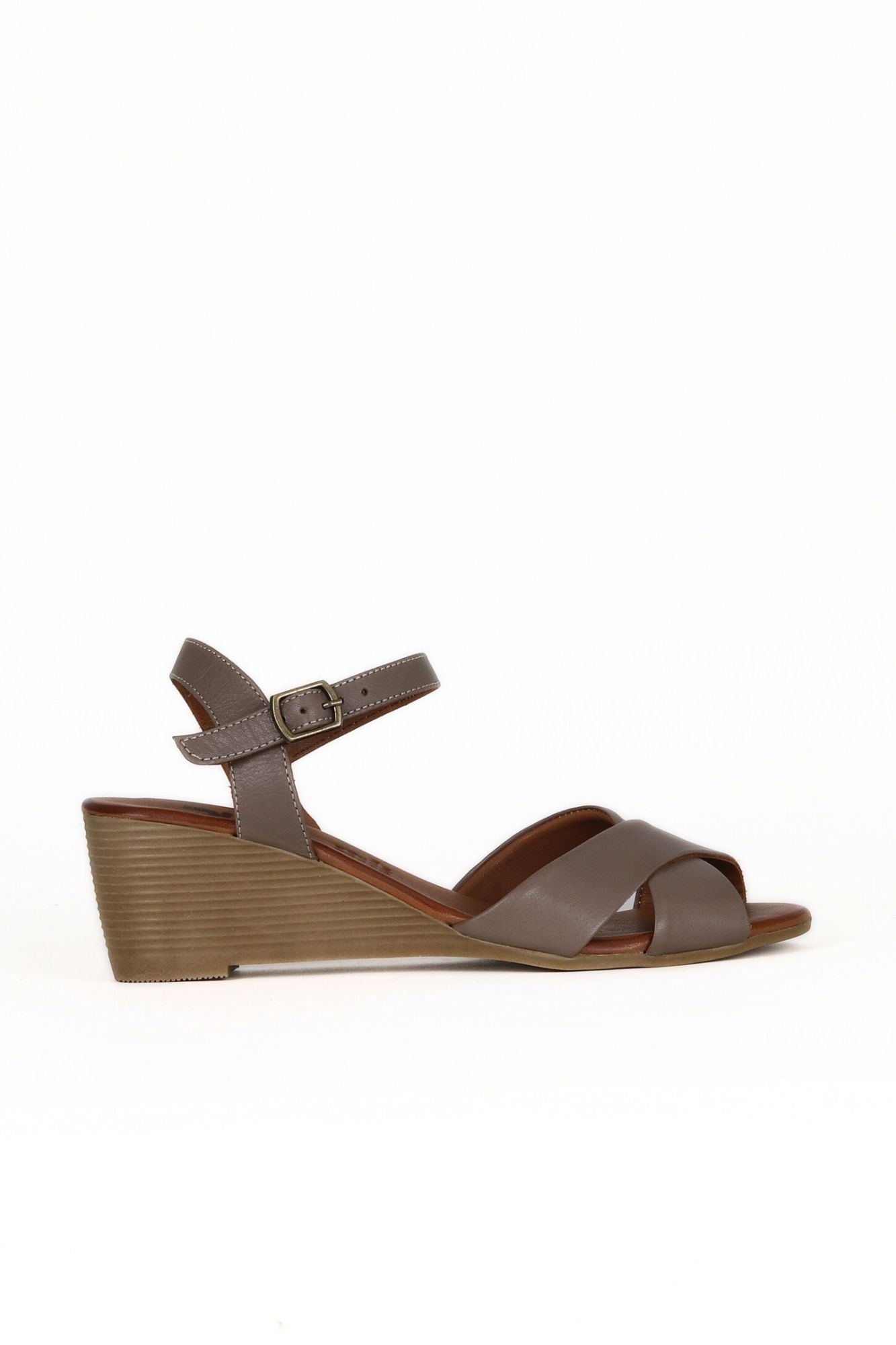 Bueno Women's Leather Wedge Sandal