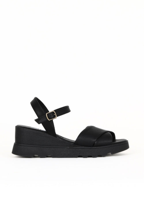 Bueno women's  in black leather