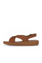 Bueno Women's Leather Flat Sandal