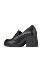Bueno Women's Leather Heeled Shoe