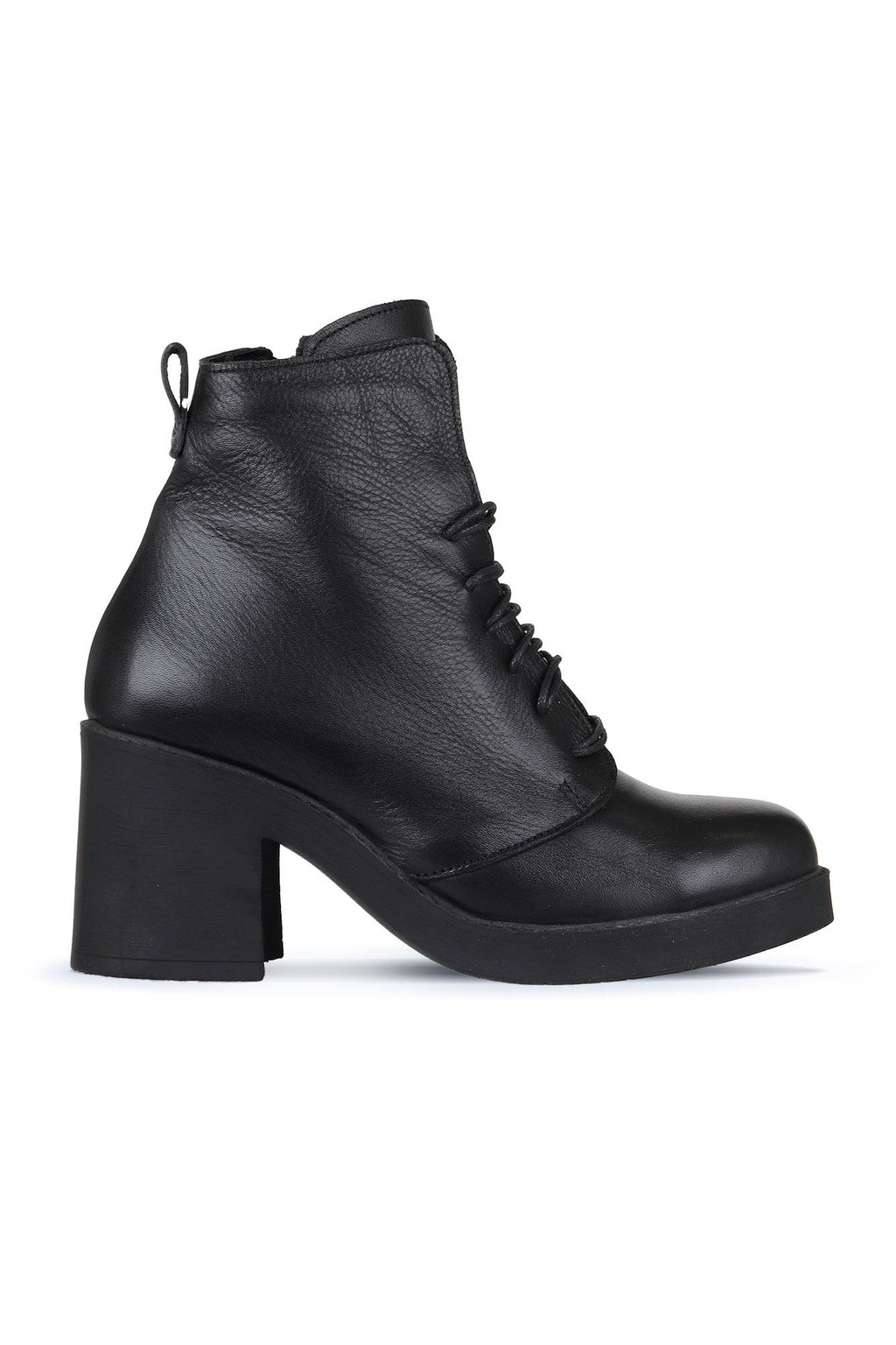 Bueno Women's Leather Heeled Boot