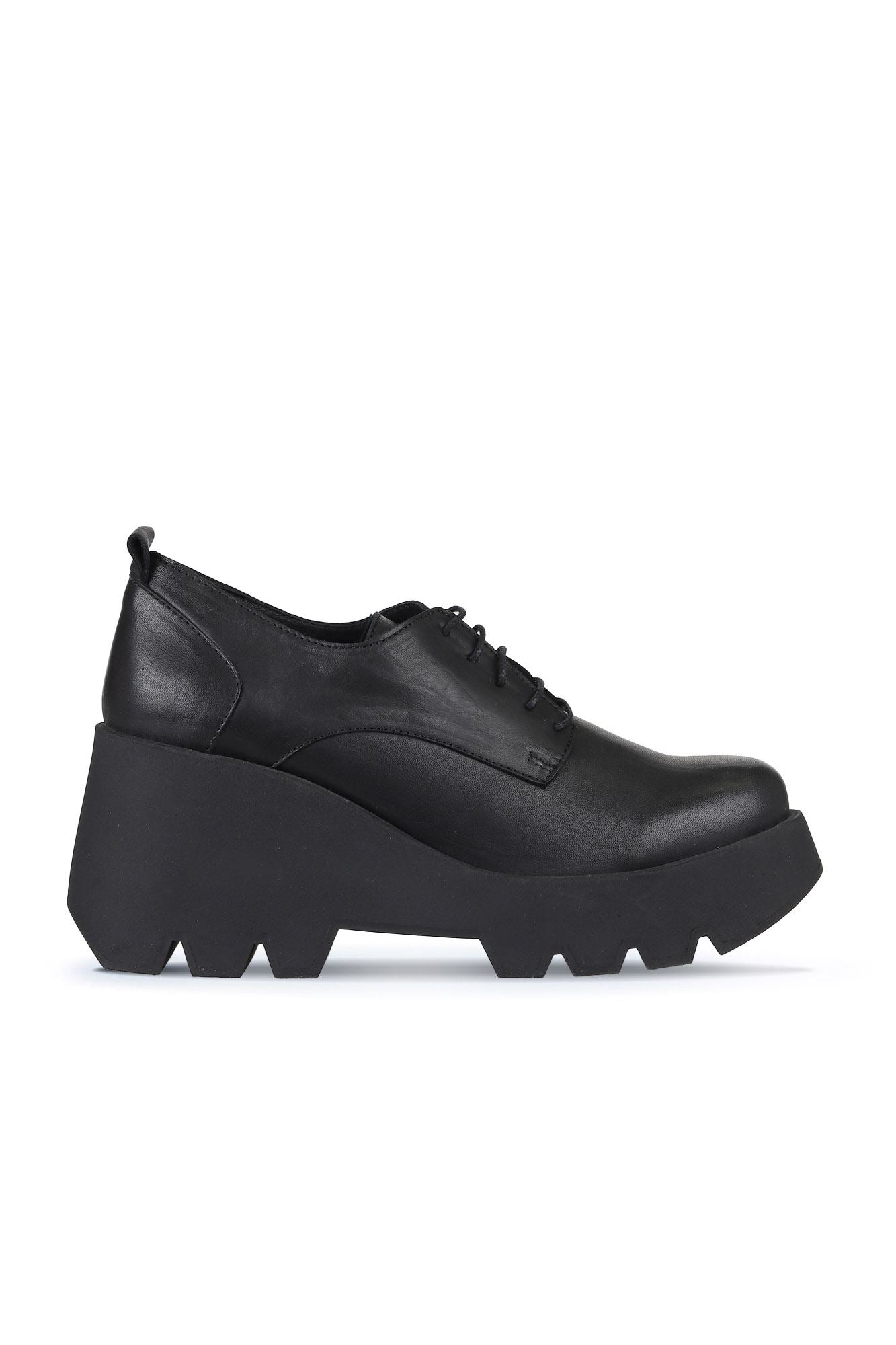 Bueno Women's Leather Wedge Boot