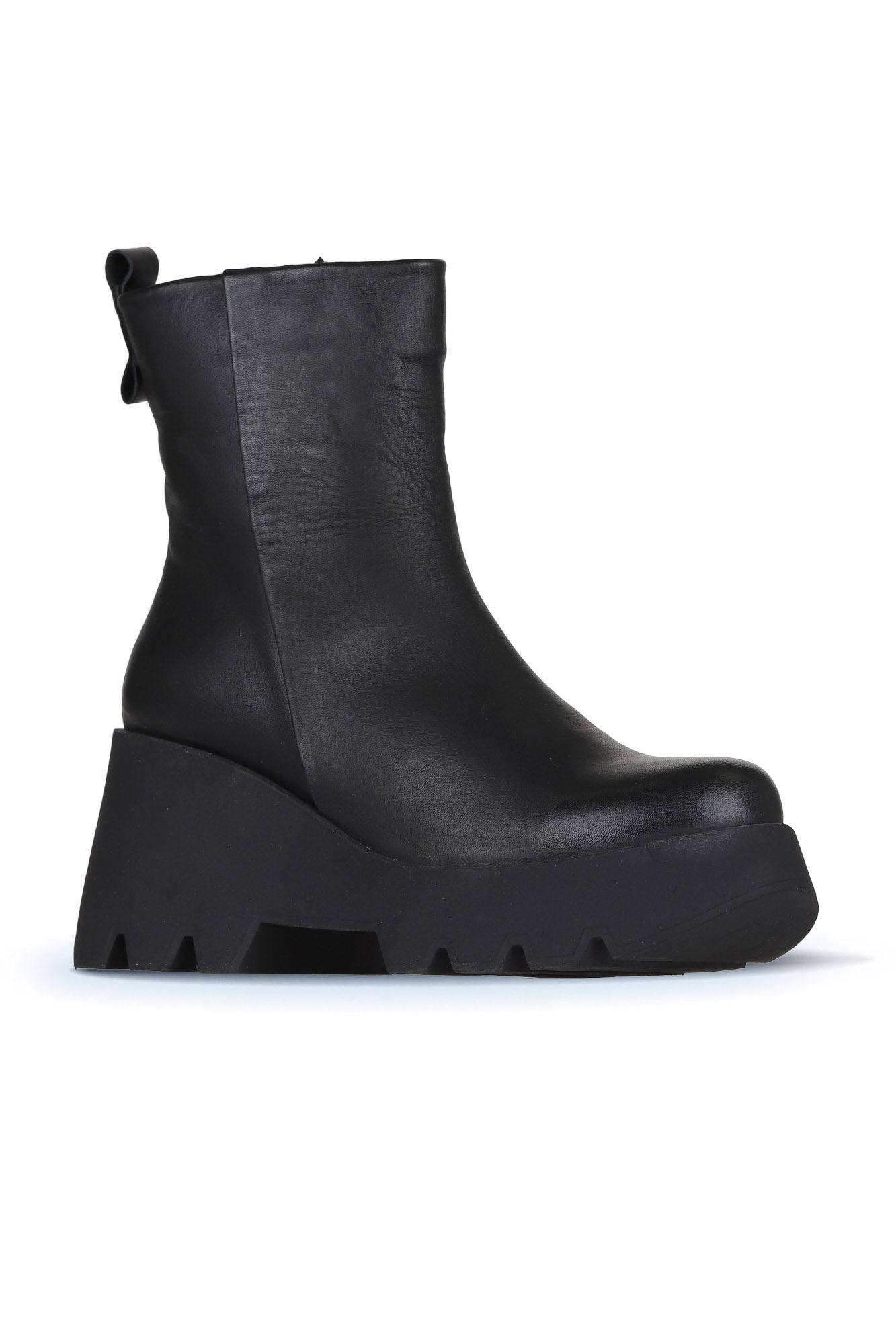 Bueno Women's Leather Wedge Boot