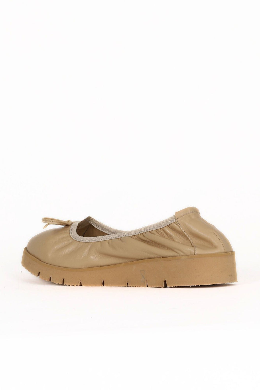 Bueno Women's Leather Ballerina