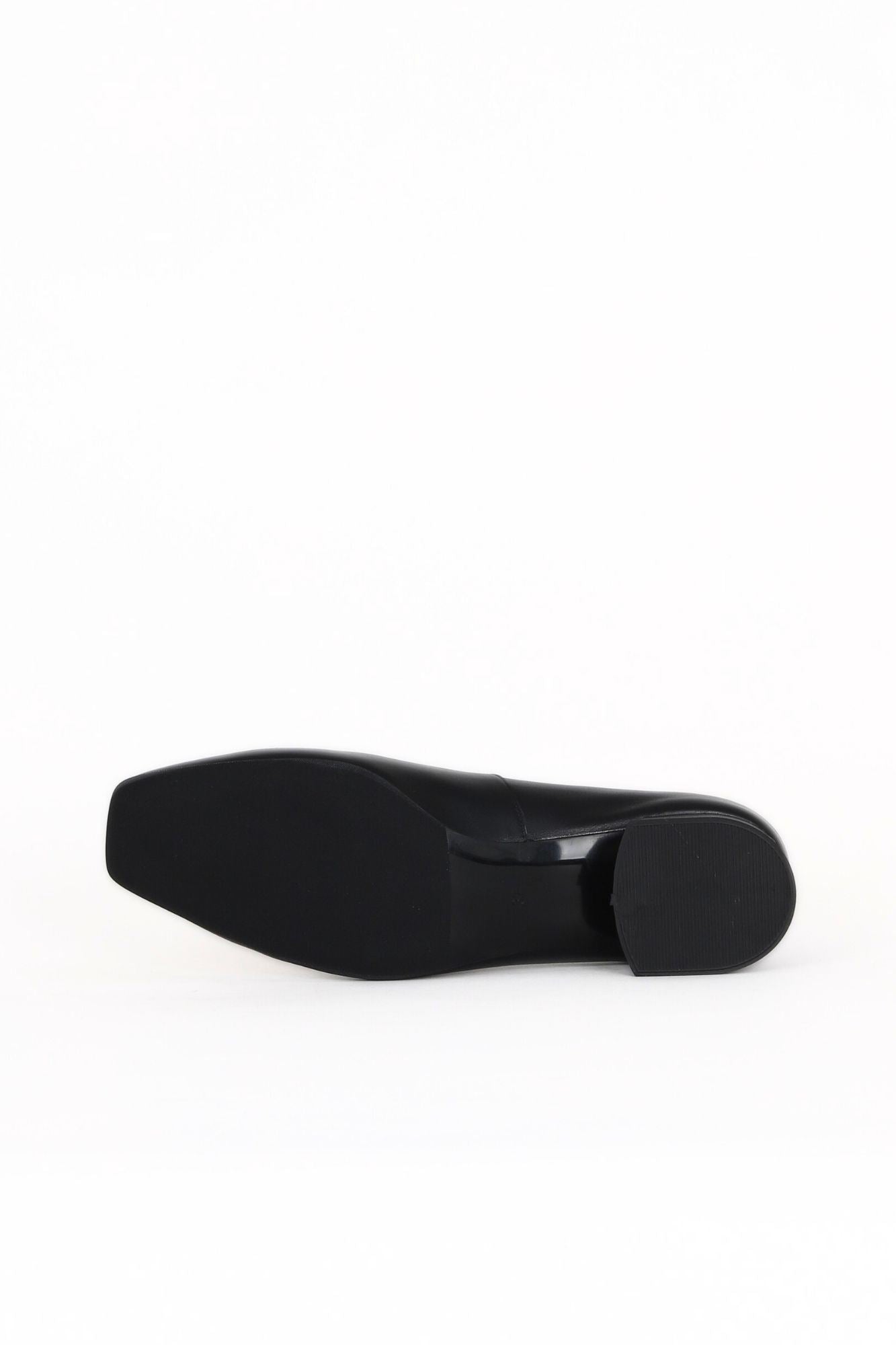 Bueno Women's Leather Low-Heel Shoe