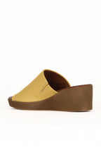 Bueno Women's Leather Wedge Slipper