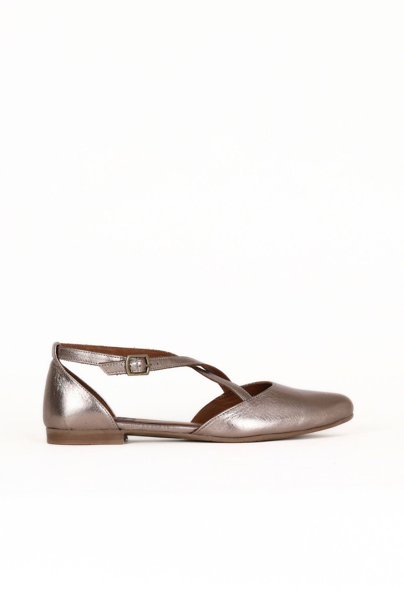 Bueno Women's Leather Ballerina