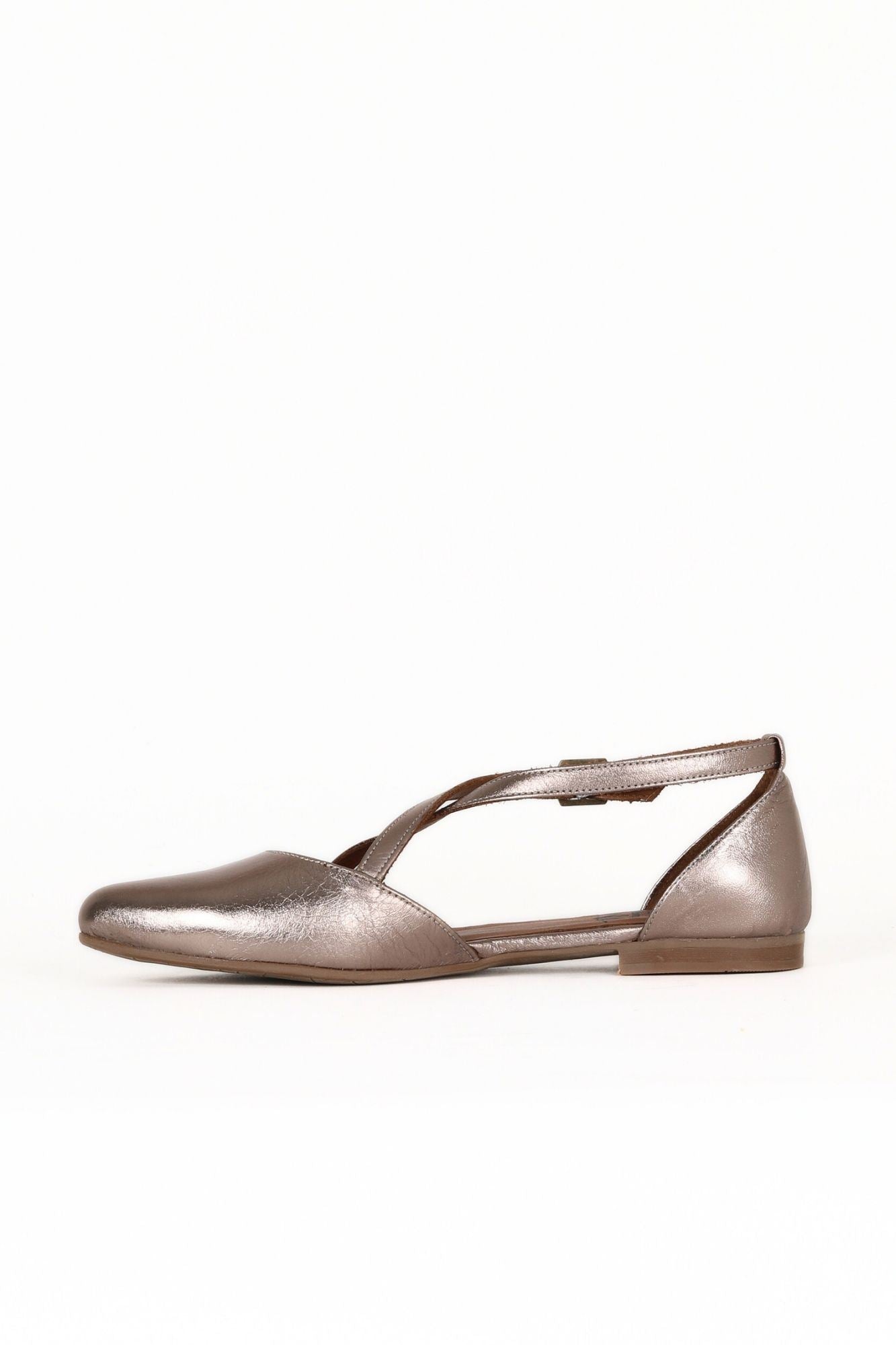 Bueno Women's Leather Ballerina