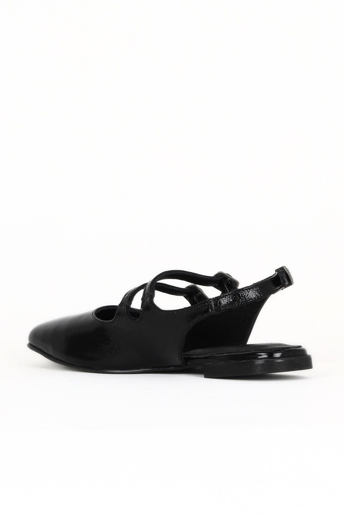 Bueno Women's Leather Flat Sandal