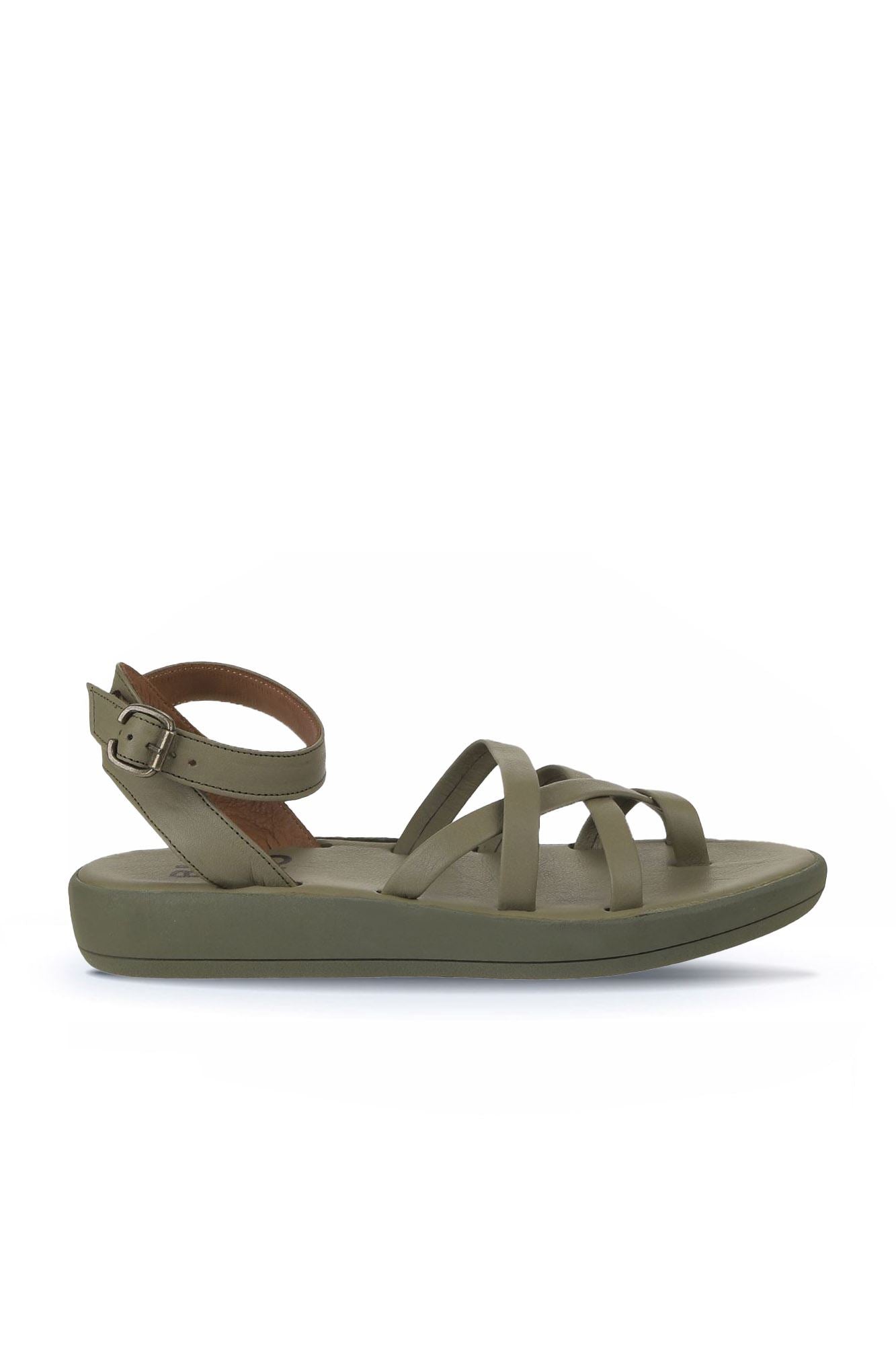 Bueno Women's Leather Flip-Flop Sandal