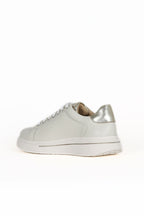 Bueno Women's Leather Sneaker