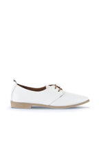 Bueno 's  in white leather