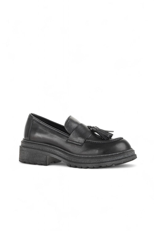 Bueno 's  in black leather