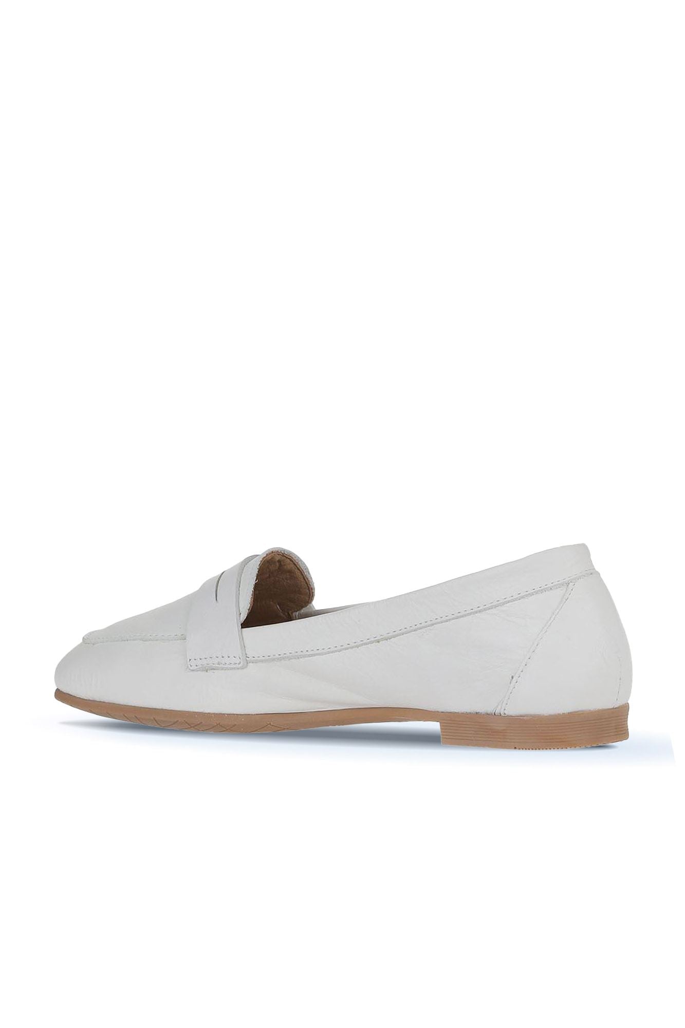 Bueno Women's Leather Ballerina