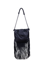 Bueno Women's Leather Crossbody Bag