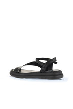 Bueno Women's Leather Flip-Flop Sandal