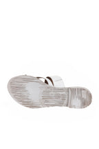 Bueno Women's Leather Flip-Flop Slipper