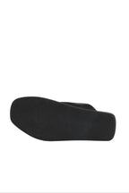 Bueno Women's Leather Flip-Flop Slipper