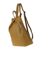 Bueno Women's Leather Backpack